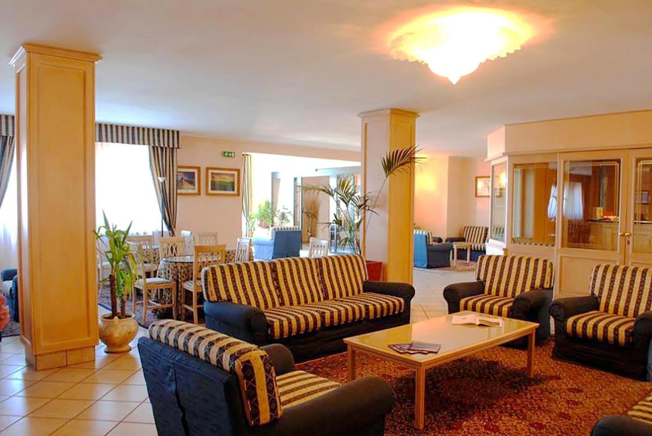 Toscana Wellness Resort Arcidosso Bagian luar foto