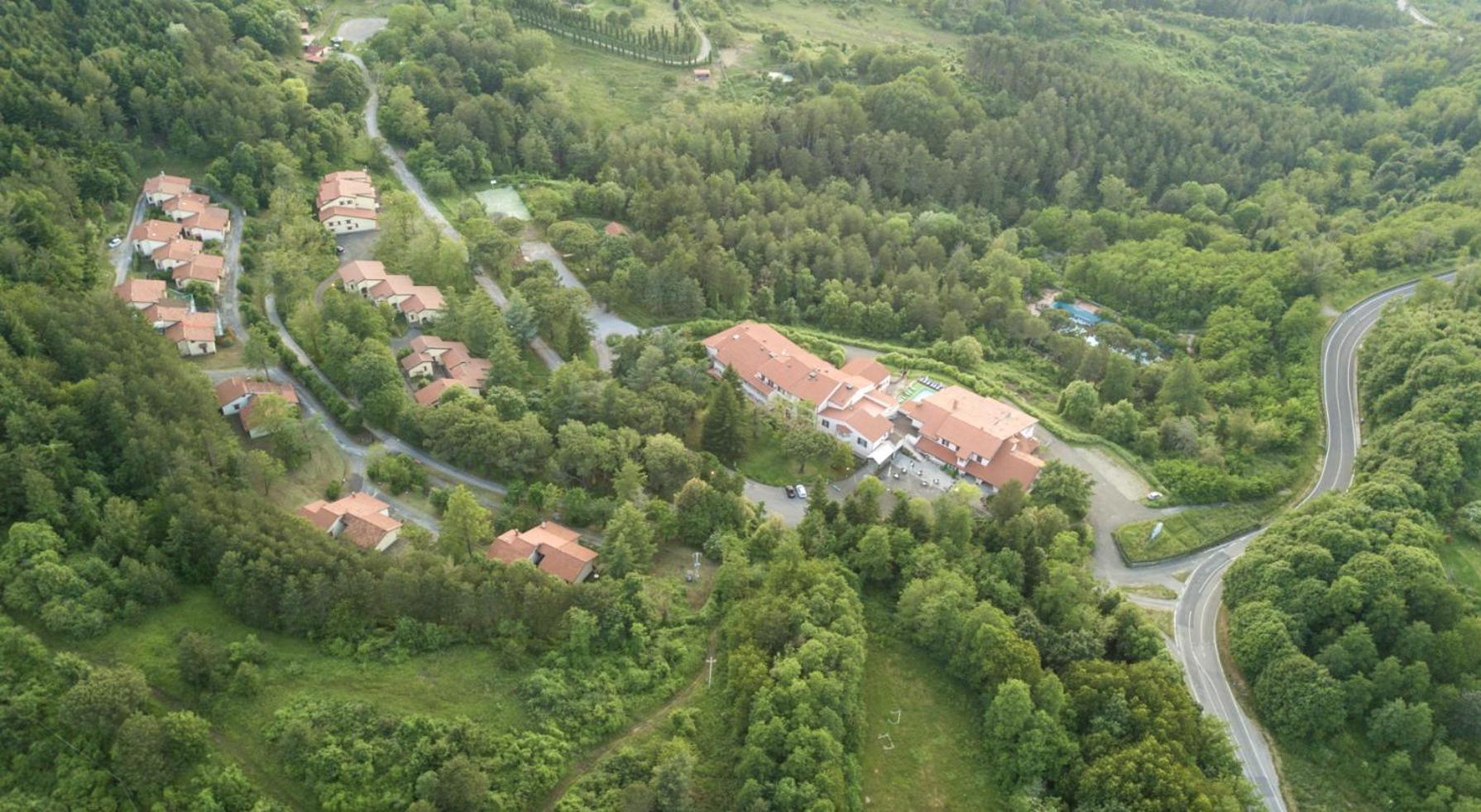 Toscana Wellness Resort Arcidosso Bagian luar foto
